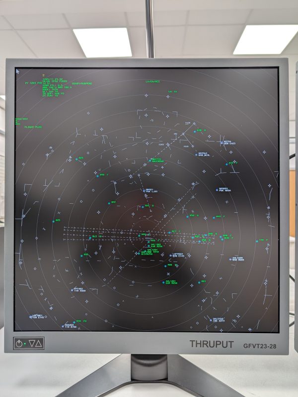 2048 x 2048 Display 28" GFVT23- 28 - Image 4